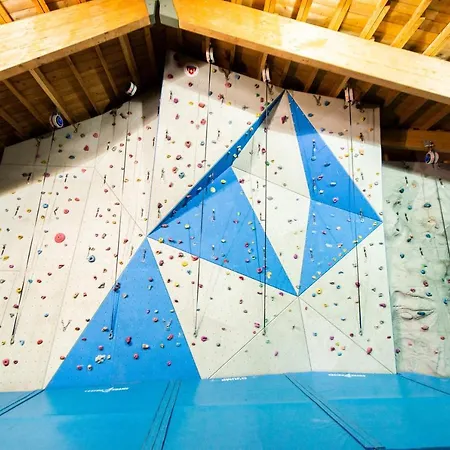 Alpine Center *