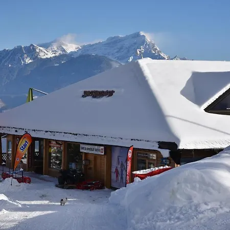 Alpine Center ベッド・アンド・ブレックファスト *